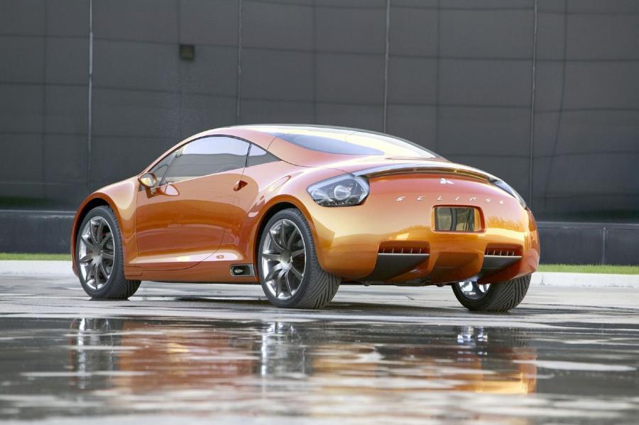  Mitsubishi Eclipse Concept 2004 года  (фото 32 из 70)